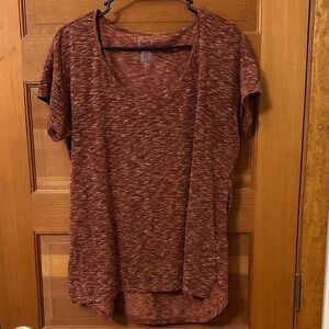 24/7 Maurices Burgundy Short Sleeve Tee